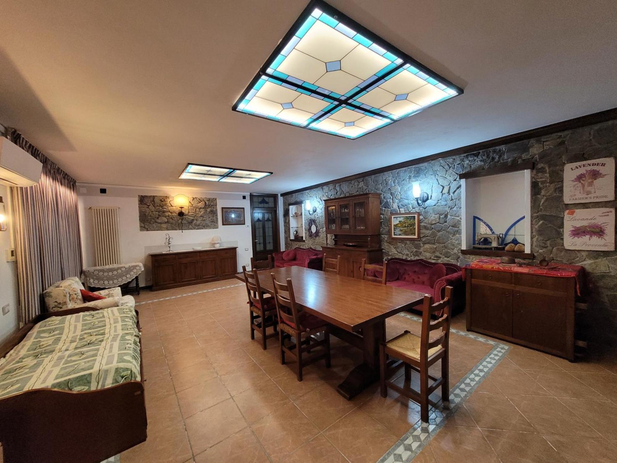 Madama Dore, Casa Indipendente Con Grande Giardino E Parcheggio Privato La Spezia