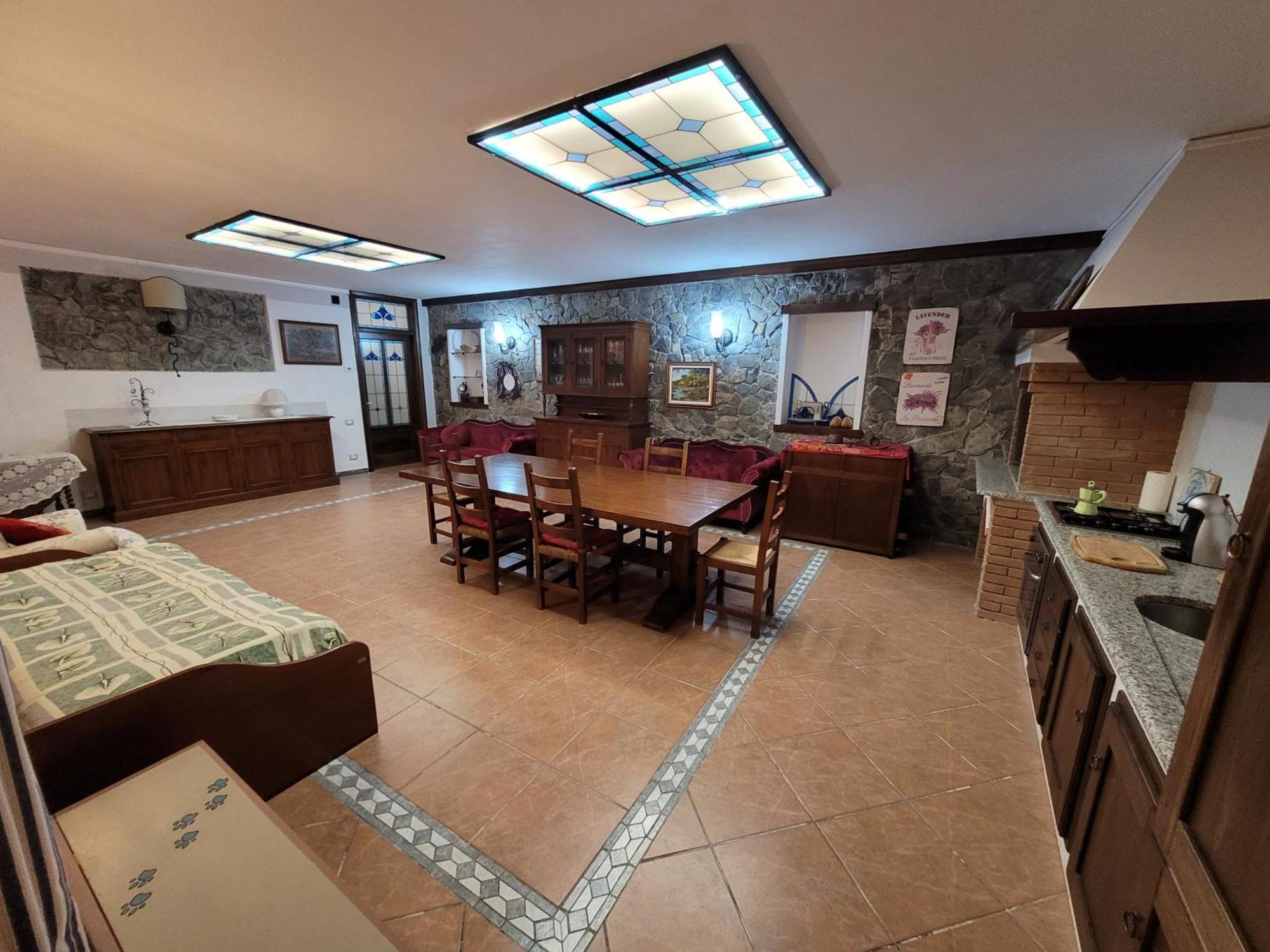 Madama Dore, Casa Indipendente Con Grande Giardino E Parcheggio Privato La Spezia