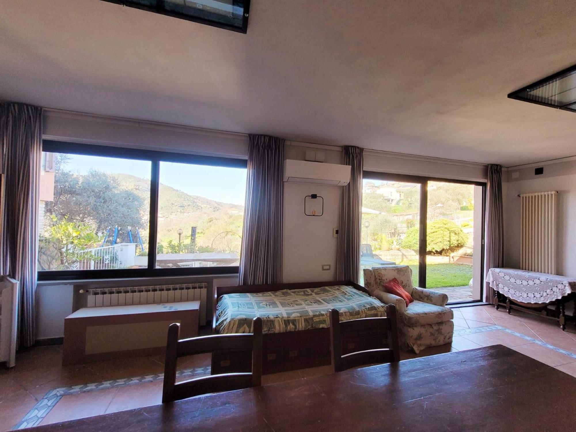 Madama Dore, Casa Indipendente Con Grande Giardino E Parcheggio Privato