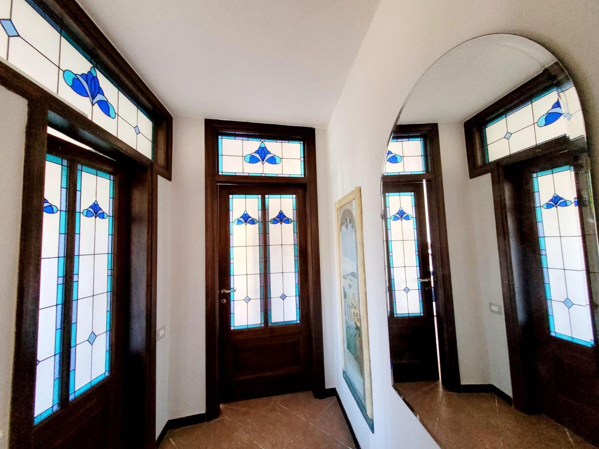 Madama Dore, Casa Indipendente Con Grande Giardino E Parcheggio Privato La Spezia